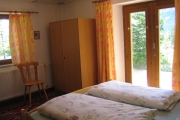 Schlaffzimmer unten mit Doppelbett